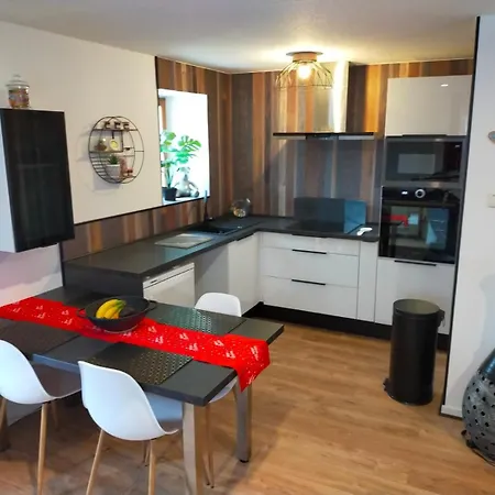 Canape Lit Dans Maison Individuelle Chez L'habitant Ferienhaus *
